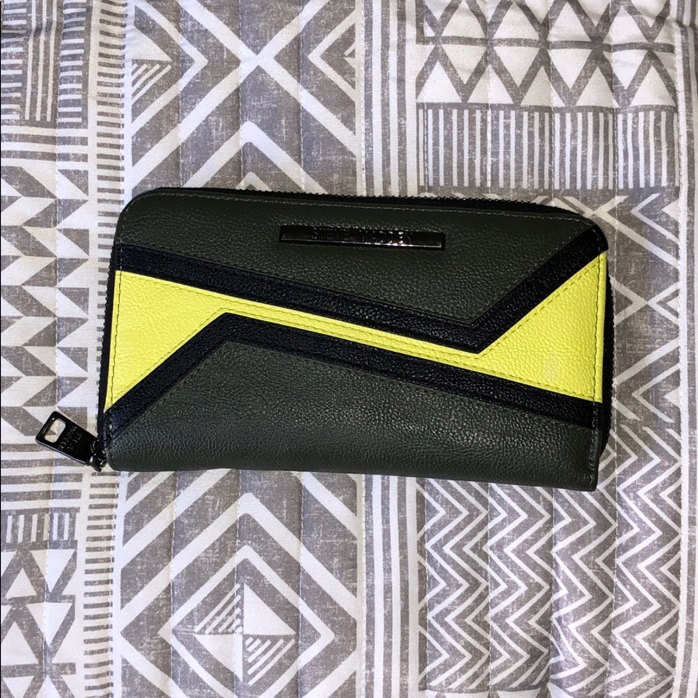 Steve Madden Wallet